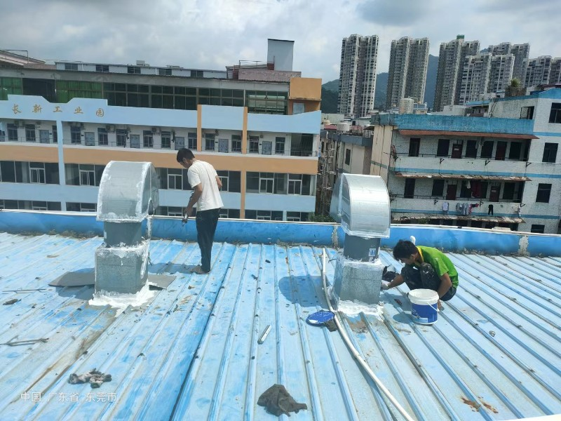 尤溪钢结构屋面涂料维修方法